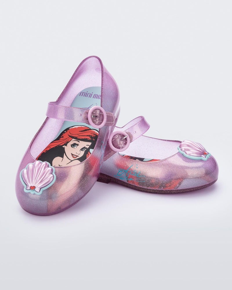 Mini Melissa حذاء ميني ميليسا للبنات - حب حلو + حذاء ماري جين جلي للأطفال الصغار والأطفال - أحذية جلي للبنات الصغيرات مع حزام قابل للتعديل وإبزيم جانبي، وردي/حورية البحر 12 طفل صغير م - Image 2
